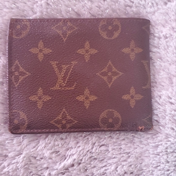 LV wallet - Picture 3 of 13